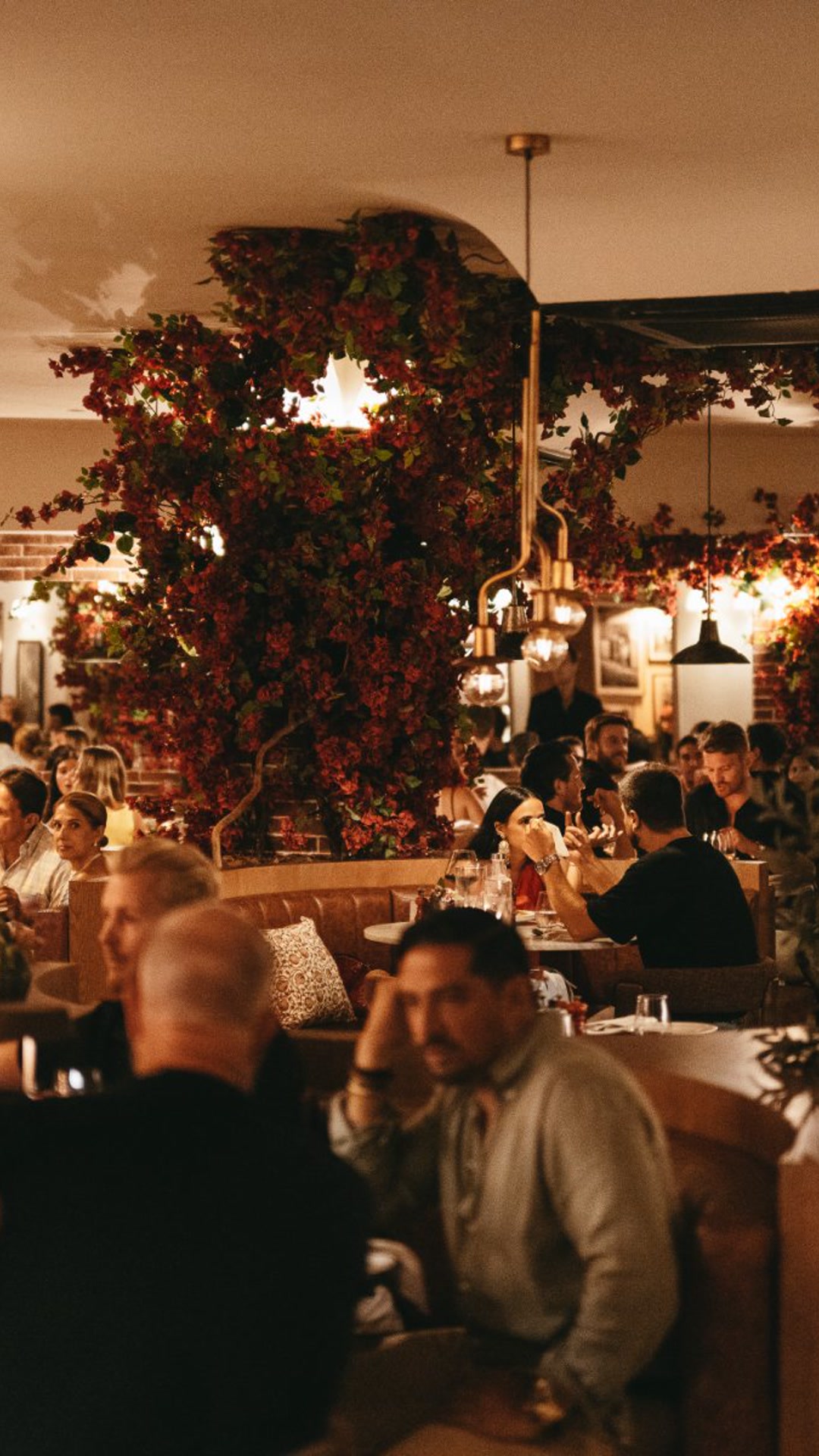 Un restaurante lleno un viernes por la noche